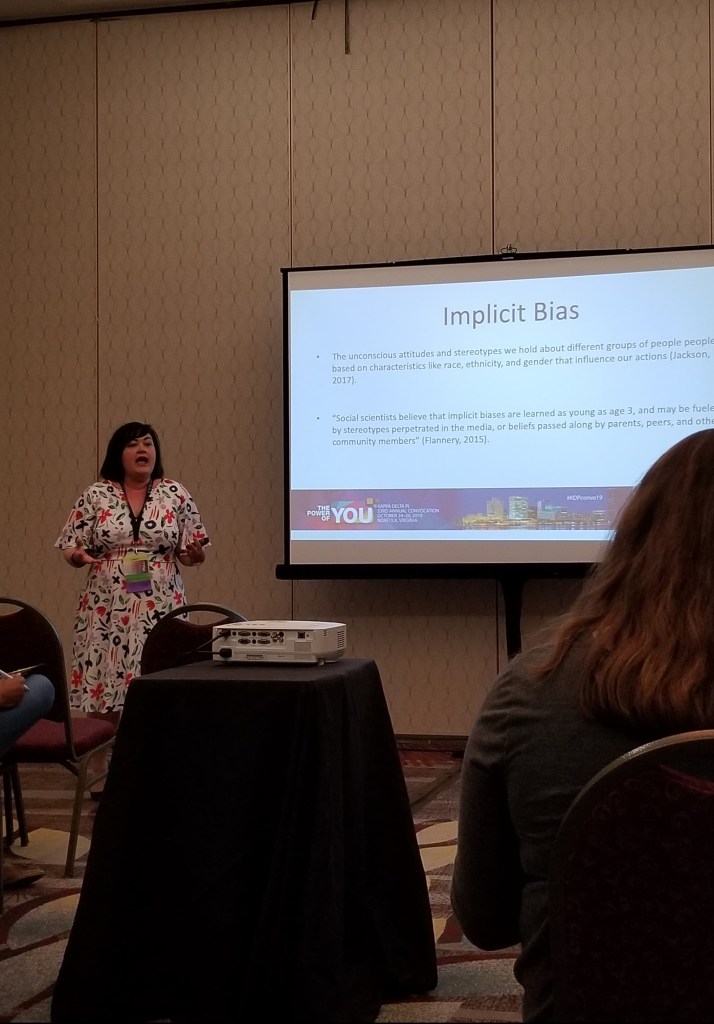 Lauren Tidmore giving a presentation